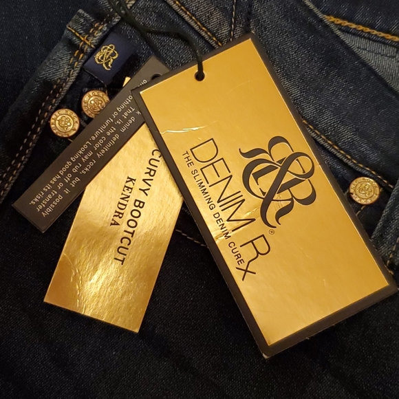 NWT Rock & Republic Kendra Curvy Bootcut Jean - Picture 5 of 5